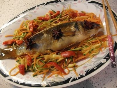 Рыба в кисло-сладком соусе. Блюдо китайской кухни