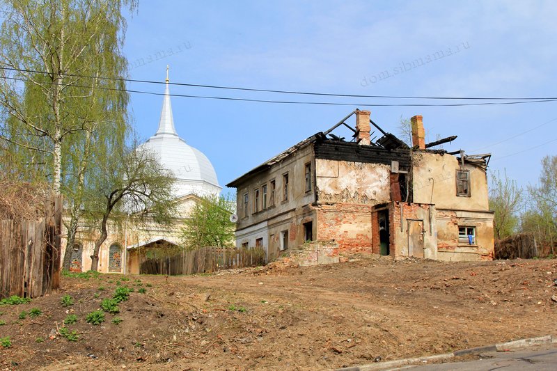Серпухов надвратная колокольня Распятского монастыря.