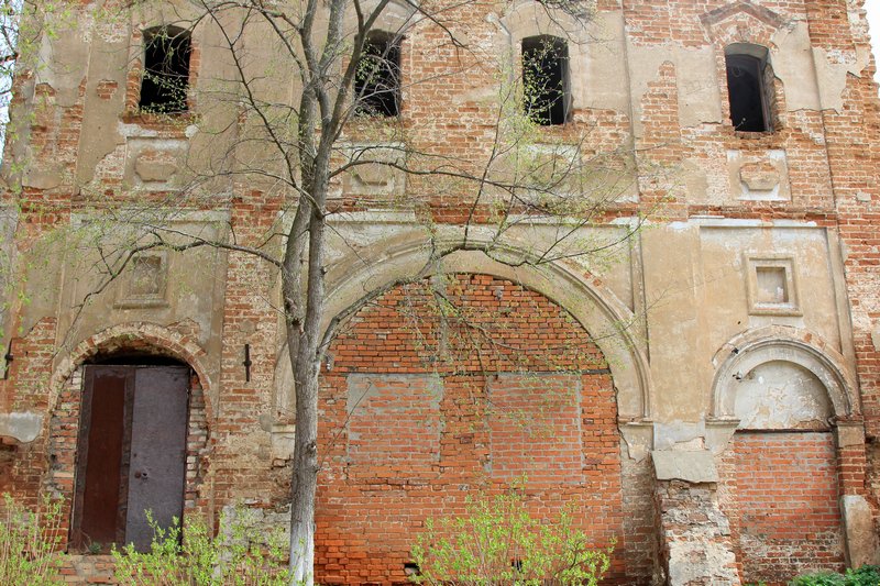 Серпухов надвратная колокольня Распятского монастыря.