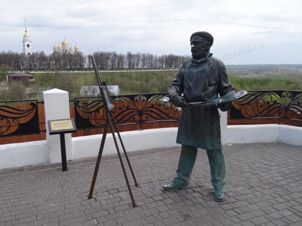 Владимир памятник художника
