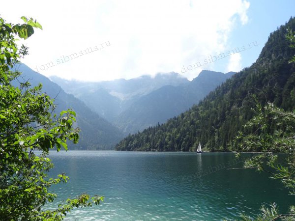 Австрия, озеро недалеко от границы с Баварией