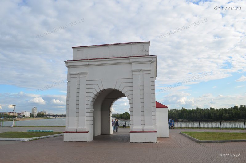 Омские ворота