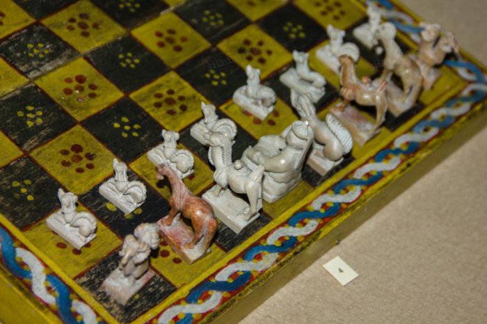 тувинские шахматы