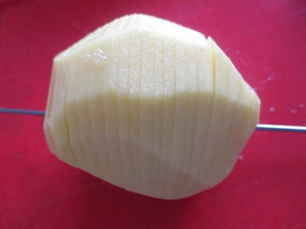  Картошка-гармошка, запеченная в мультиварке редмонд RMC-01 (2 литра)