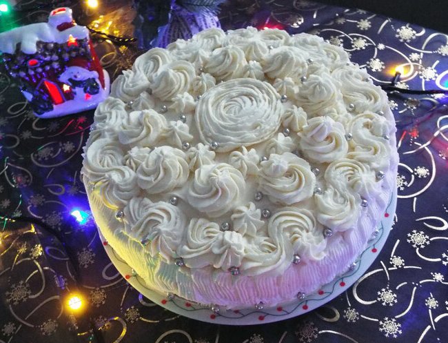 Белый торт кремом из маскарпоне