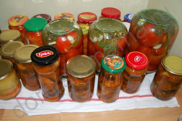 Баклажаны в томатах