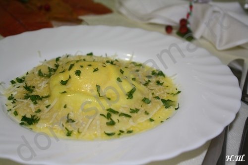 Равиоли с рикоттой и яйцом (итальянская кухня)