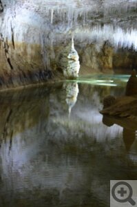 Пещера Шоранж