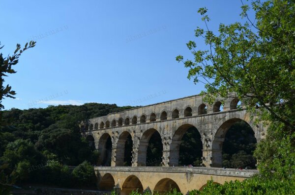 Пон-дю-Гар (Pont du Gard)